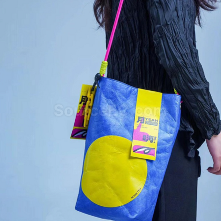 Customization Dopamine Dupont paper gift bag Corporate Gifts
