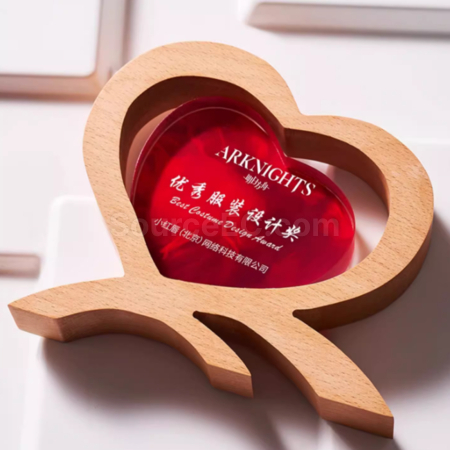 Customization Solid Wood Heart Crystal Trophy Corporate Gifts
