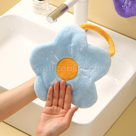 Customization Coral fleece embroidered flower-shaped towel Corporate Gifts