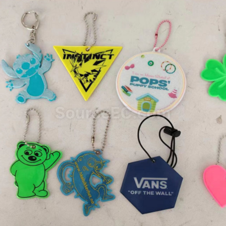Customization Reflective PVC keychain pendant Corporate Gifts