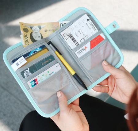 Customization Multifunctional Passport Case Corporate Gifts