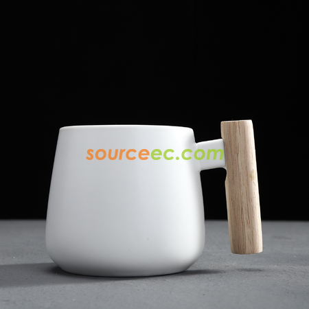 Customization 425ML Ceramic Mug with Wooden Handle Corporate Gifts