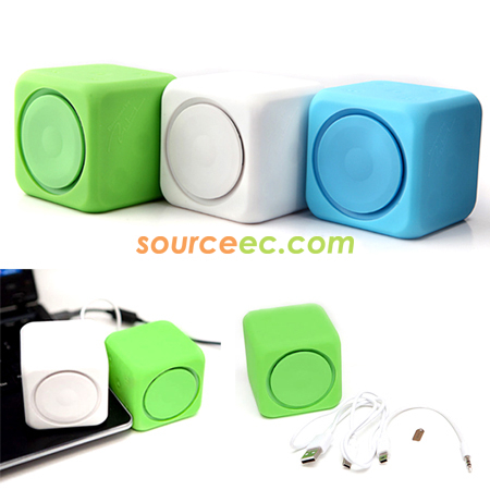 Portable Speaker With Digital Clock