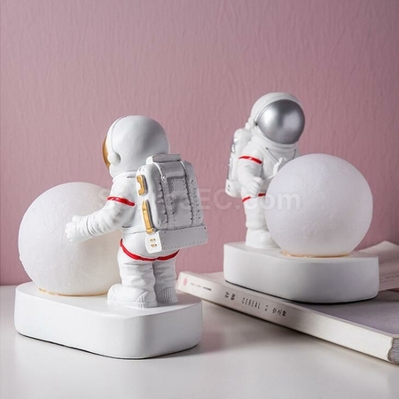 Customization Spaceman Model Desktop Creative Night Light Corporate Gifts