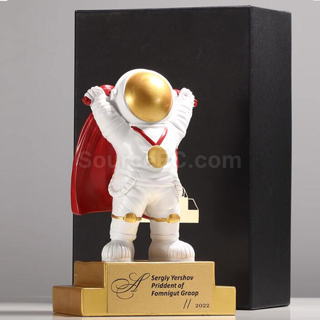 Customization Astronaut Memorial Trophy Corporate Gifts