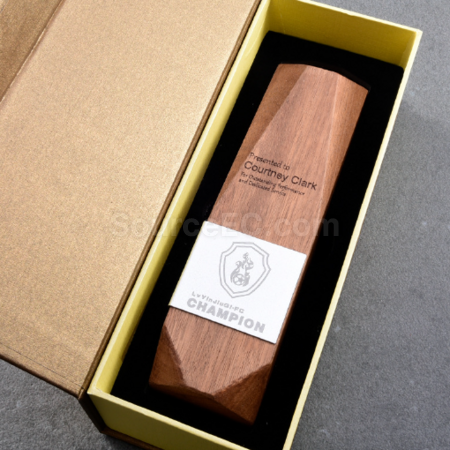 Customization Solid wood trophy Corporate Gifts