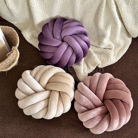 Knot  Circular Cushion