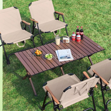 Customization Outdoor Folding Padded Camping Beach Chair Corporate Gifts