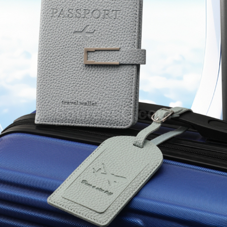 Customization Luggage tag, passport holder and notebook gift set Corporate Gifts
