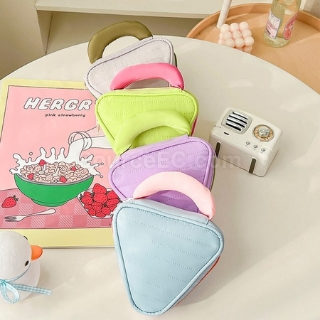 Customization Triangle Makeup Bag Corporate Gifts